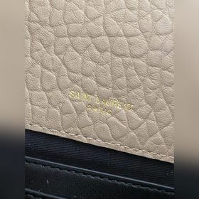 Большой клатч YSL в цвете «молочный ча