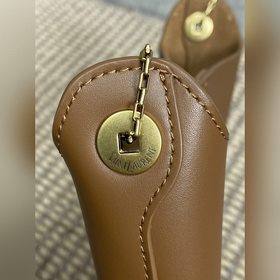 YSL Новинка Минималистичный дизайн изл
