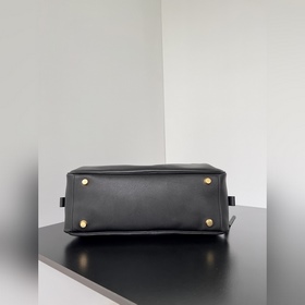 BALENCIAGA CARRIE Новая коллекция су