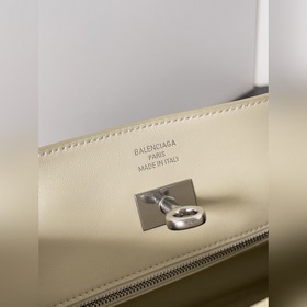 Balenciaga Bel Air  Новая сумка чере