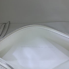 Balenciaga — сумка-боулинг, маленькая 