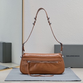 Новая сумка Balenciaga под мышкой 30*1
