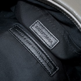Новая сумка Balenciaga под мышкой 30*1