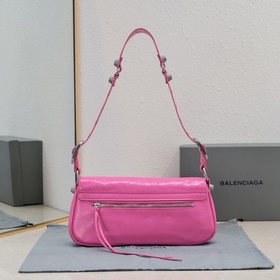 Новая сумка Balenciaga под мышкой 30*1
