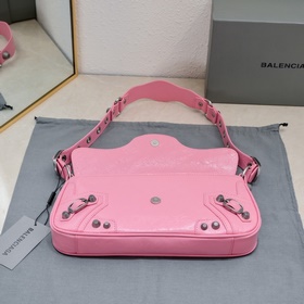Новая сумка Balenciaga под мышкой 30*1