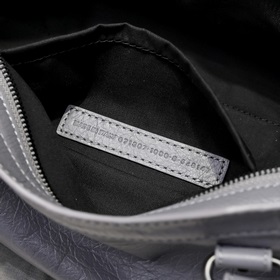 Длинная сумка через плечо Balenciaga M
