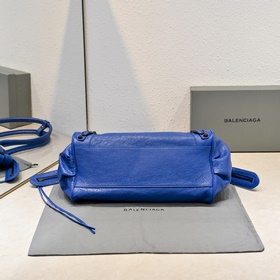 Длинная мотоциклетная сумка Balenciaga
