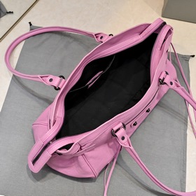 Длинная сумка через плечо Balenciaga M
