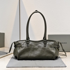 Длинная сумка через плечо Balenciaga, 