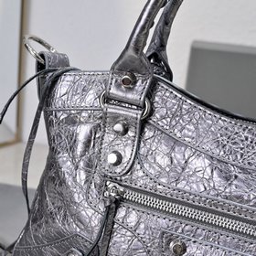 Длинная сумка через плечо Balenciaga Р