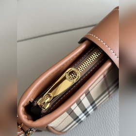 Премиум  Новейшая сумочка Burberry ит