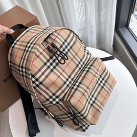 Нейлоновый рюкзак Burberry, украшенный