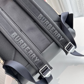 Нейлоновый рюкзак Burberry, украшенный