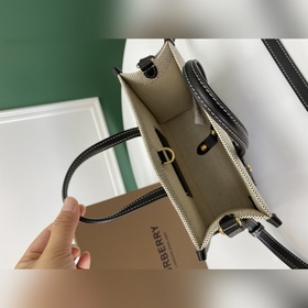 Новейшая сумка Burberry Freya, тщатель