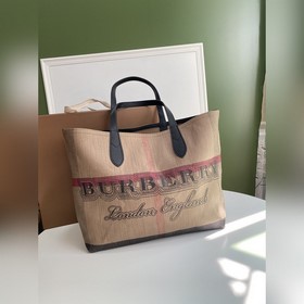 Двусторонняя сумка Burberry, изготовле