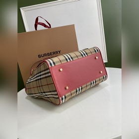 Высококачественная сумка Burberry Invi