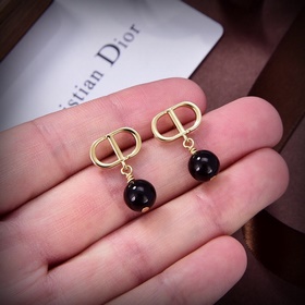 Серьги Dior Новая коллекция 2026 Серь