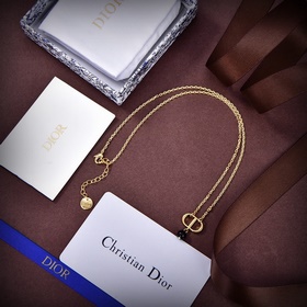 Серьги Dior Новая коллекция 2026 Серь