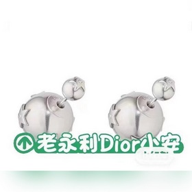 Серьги Dior CD Новинки в бутике. Абсол
