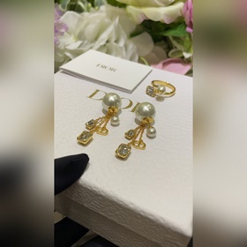 Сегодняшнее поступление： фирменный сти