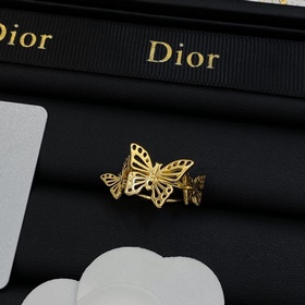 Новое кольцо от Dior