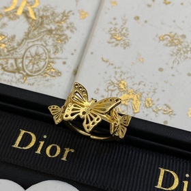 Новое кольцо от Dior