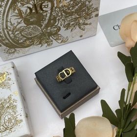 Кольцо Dior Classic CD, мерцающее золо