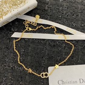[Dior] Классический бестселлер  Ис