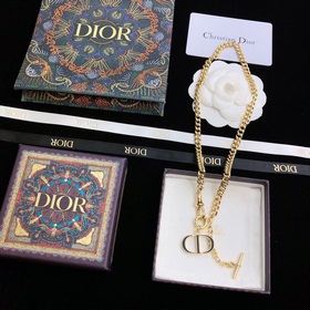 Новая коллекция ожерелий Dior： самый ж
