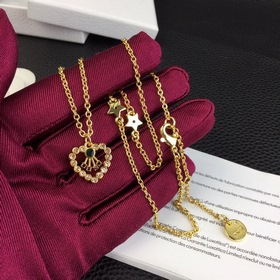Колье Dior Heart Letter Аутентичные ма