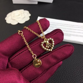 Колье Dior Heart Letter Аутентичные ма