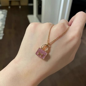 Классическое колье-сумочка Hermès Pink