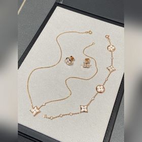 [Комплект оригинального дизайна] Кол
