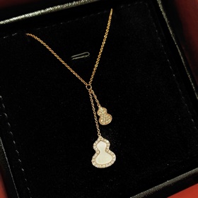Qilin High-End Jewellery Натуральное б