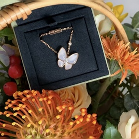 Ожерелье Van Cleef & Arpels с бабо