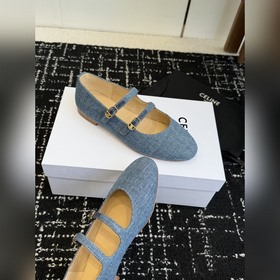 CELINE 25SS — молодежный стиль с эффе