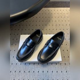 Высококачественные лоферы CELINE25ss 