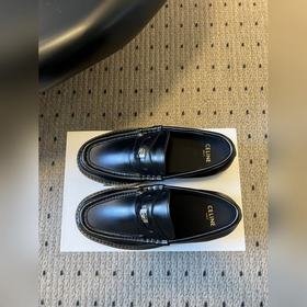 Высококачественные лоферы CELINE25ss 