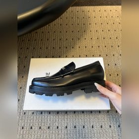 Высококачественные лоферы CELINE25ss 