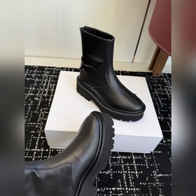 CELINE Осень/Зима Объемная серия Нейл