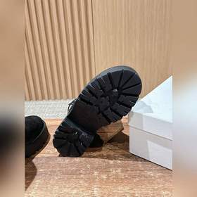 CELINE Новая коллекция сапог Martin, х
