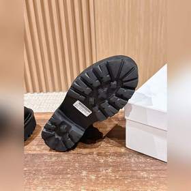 CELINE# Новые ботинки Dr. Martens на ш