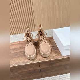 CELINE# Новые ботинки Dr. Martens на ш
