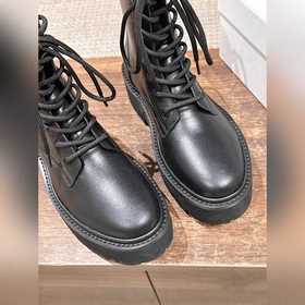 CELINE# Новые ботинки Dr. Martens на ш