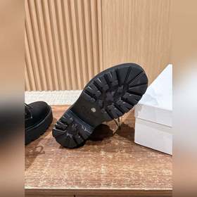 CELINE# Новые ботинки Dr. Martens на ш