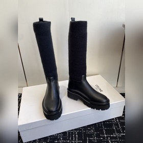 Celine FW25 Новинка —~ CELINE Осень/З
