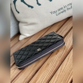 Доступен классический длинный кошелек