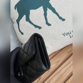 Доступен классический длинный кошелек 