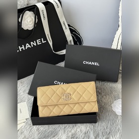 CHANEL. Двойной длинный кошелек с клап