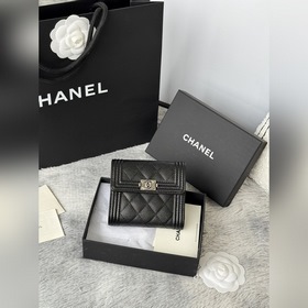 Модель Chanel： 2090. Аутентичный диза